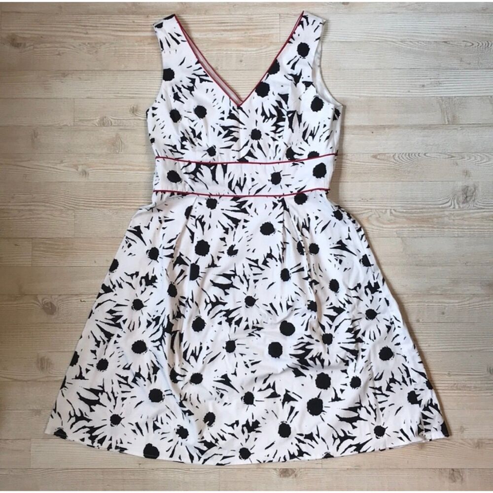 Citi Dress, Black, white and red floral dress. Side zip midi length